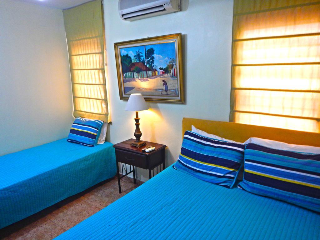 Suite Colonial Santo Domingo Phòng bức ảnh